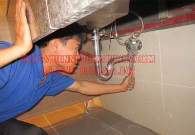 Sửa ống thoát nước chậu rửa tại nhà